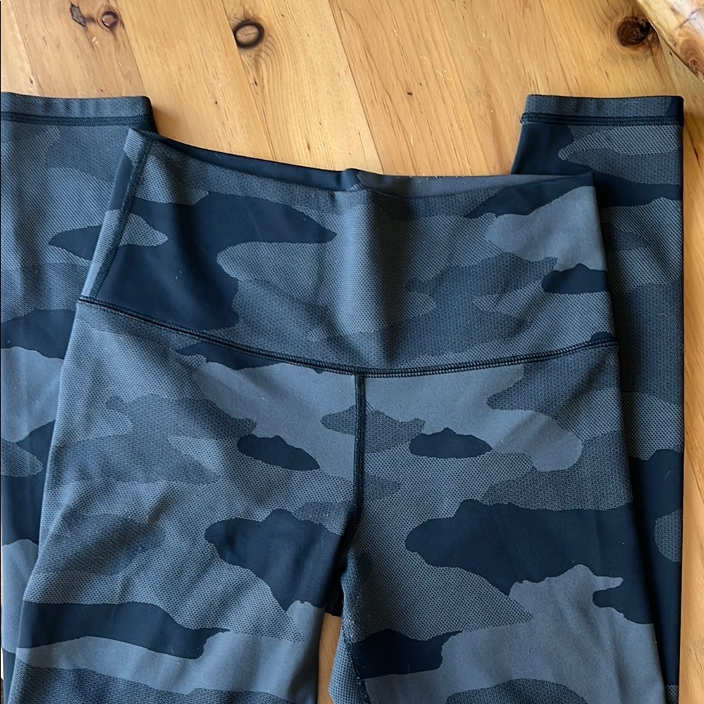 Aerie camouflage high waisted leggings
